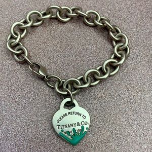 Authentic Tiffany’s heart charm bracelet